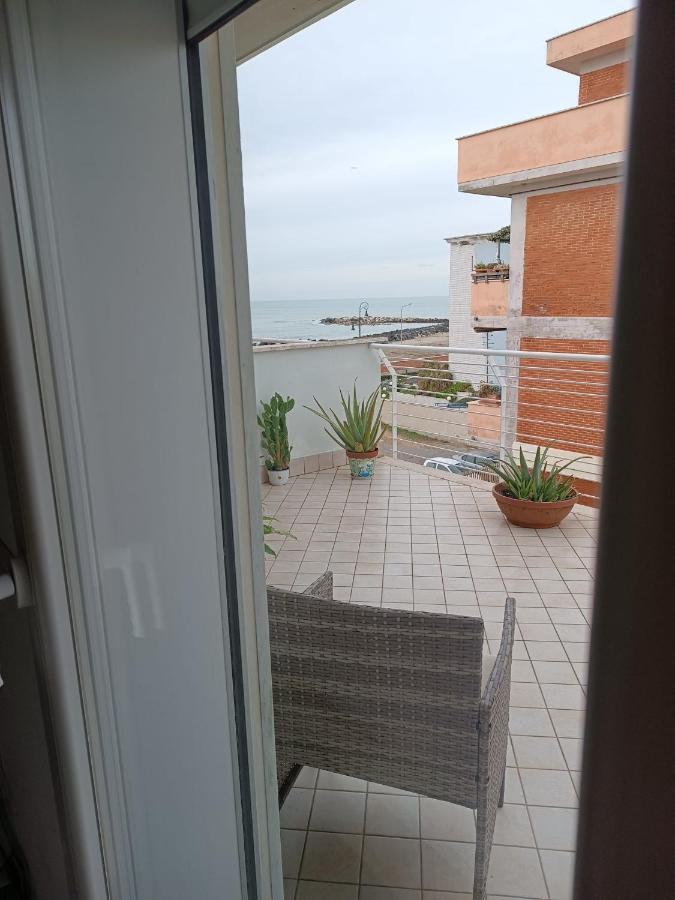Armareaoverseassuites Φιουμιτσίνο Εξωτερικό φωτογραφία