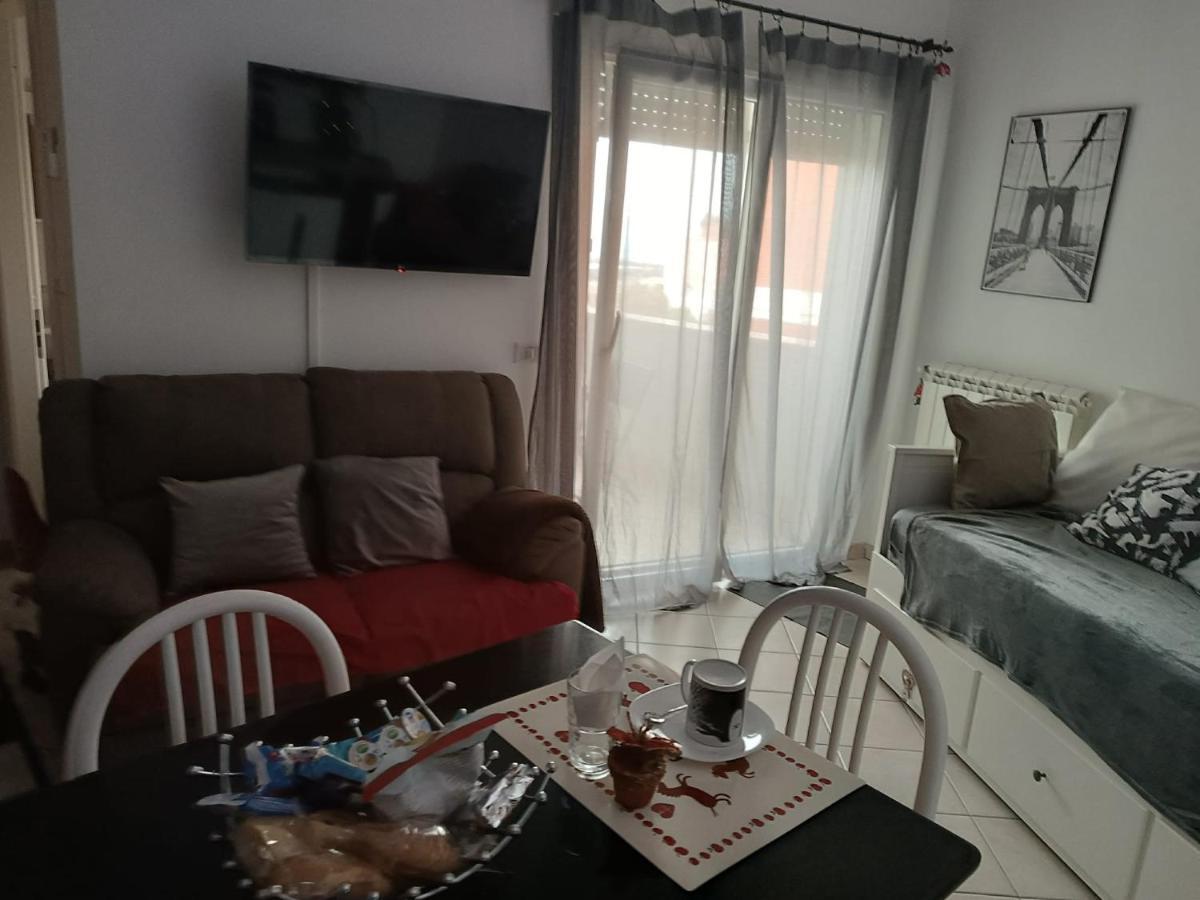 Armareaoverseassuites Φιουμιτσίνο Εξωτερικό φωτογραφία