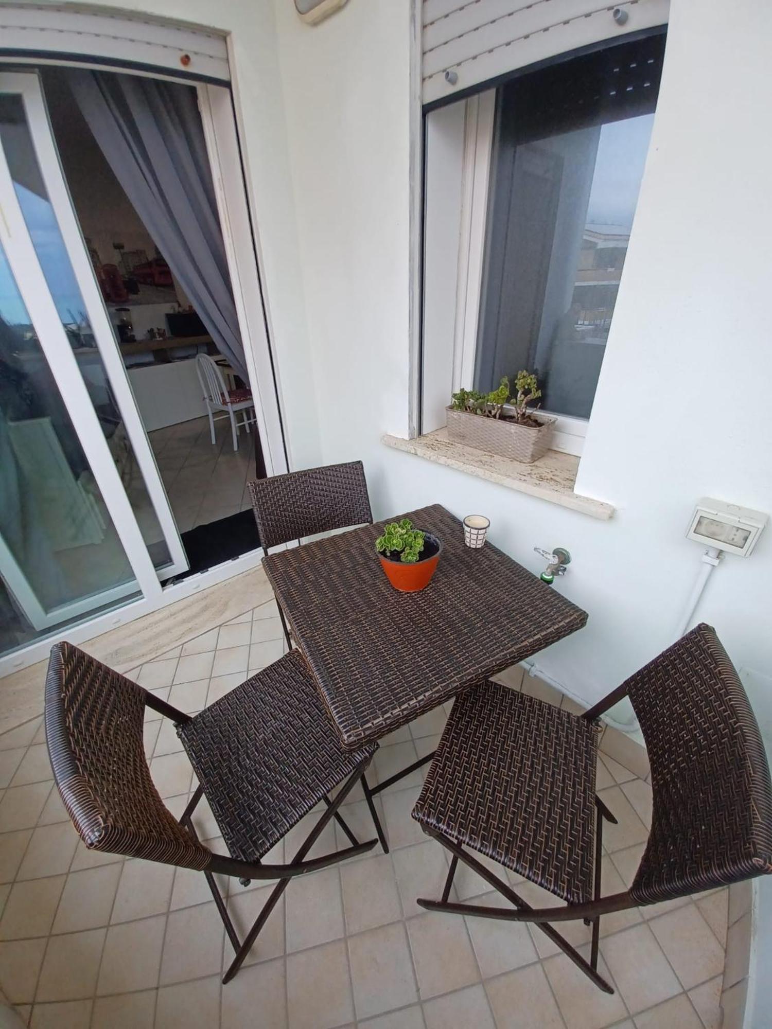 Armareaoverseassuites Φιουμιτσίνο Εξωτερικό φωτογραφία
